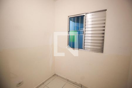 Quarto 2 de casa para alugar com 2 quartos, 70m² em Jardim Três Marias, Taboão da Serra