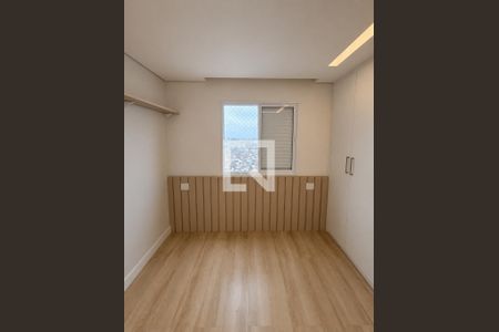 Quarto  de apartamento à venda com 2 quartos, 48m² em Parque Edu Chaves, São Paulo