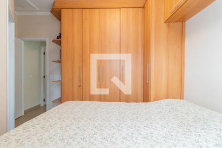 Suíte 1 de casa para alugar com 2 quartos, 66m² em Vila Santana, São Paulo