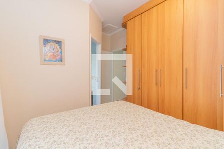 Suíte 1 de casa para alugar com 2 quartos, 66m² em Vila Santana, São Paulo
