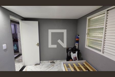 Quarto 1 de apartamento para alugar com 2 quartos, 52m² em Jardim Miriam, Ferraz de Vasconcelos