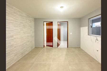 Sala/Cozinha de casa para alugar com 2 quartos, 55m² em Forquilhas, São José