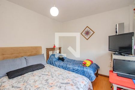 Quarto 1 de apartamento à venda com 2 quartos, 66m² em São Sebastião, Porto Alegre