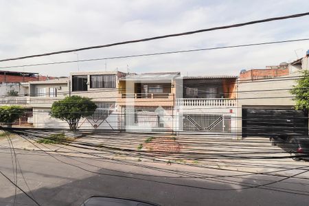 Quarto 2 de casa para alugar com 2 quartos, 22m² em Jardim Helena, São Paulo