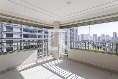 Sala de apartamento para alugar com 3 quartos, 145m² em Indianópolis, São Paulo