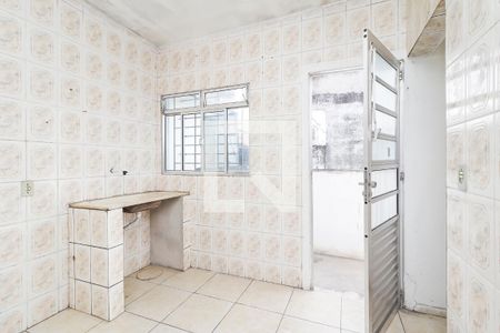 Cozinha de casa para alugar com 1 quarto, 22m² em Jardim Helena, São Paulo