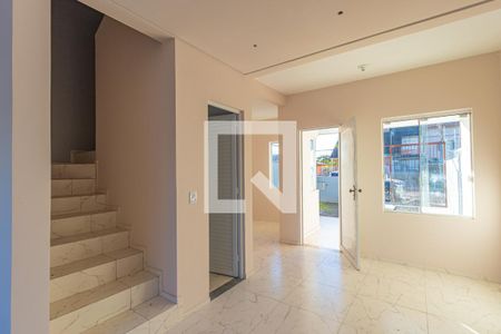 Casa à venda com 2 quartos, 114m² em Fátima, Canoas