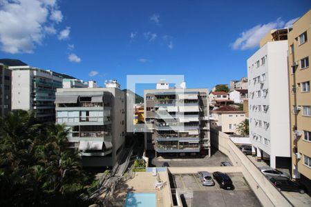 Sala - Vista de apartamento para alugar com 3 quartos, 105m² em Jacarepaguá, Rio de Janeiro