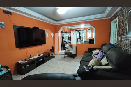 Casa para alugar com 5 quartos, 350m² em Parque Savoi City, São Paulo