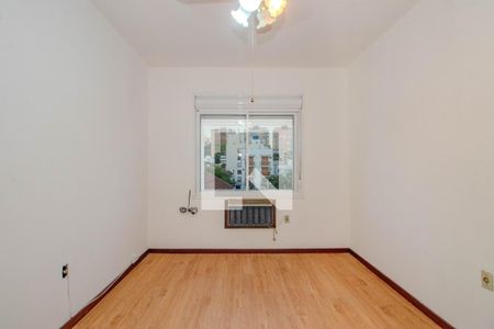 Quarto 1 de apartamento para alugar com 2 quartos, 48m² em Rio Branco, Porto Alegre