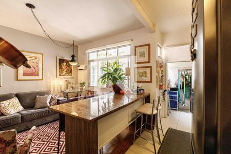 Sala de apartamento à venda com 2 quartos, 65m² em Petrópolis, Porto Alegre