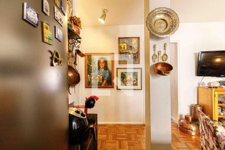 Sala de apartamento à venda com 2 quartos, 65m² em Petrópolis, Porto Alegre