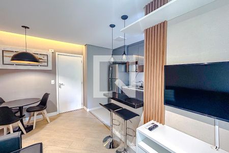 Sala de apartamento para alugar com 1 quarto, 40m² em Vila Regente Feijó, São Paulo