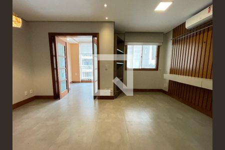 Sala 1 de apartamento à venda com 2 quartos, 200m² em Jardim Apoador, São Paulo