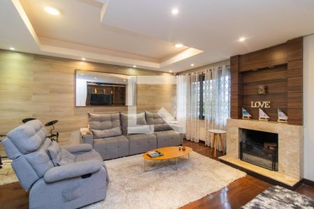 Sala de casa à venda com 4 quartos, 250m² em Medianeira, Porto Alegre
