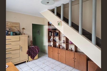Sala 2 de casa para alugar com 8 quartos, 226m² em Jardim Pereira, Guarulhos
