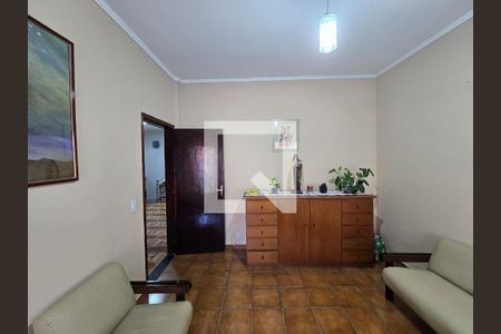 Sala  de casa para alugar com 8 quartos, 226m² em Jardim Pereira, Guarulhos