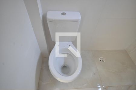 Banheiro de apartamento para alugar com 1 quarto, 35m² em Jardim Jacana, São Paulo