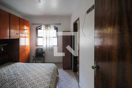 Casa para alugar com 3 quartos, 700m² em Vila Primavera, São Paulo