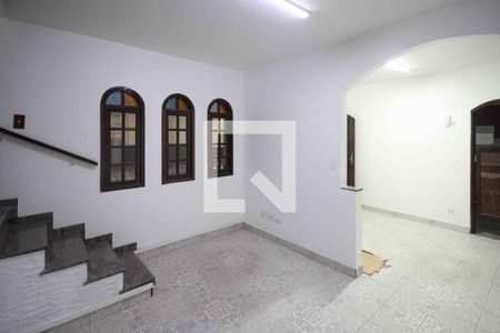 Casa para alugar com 3 quartos, 700m² em Vila Primavera, São Paulo