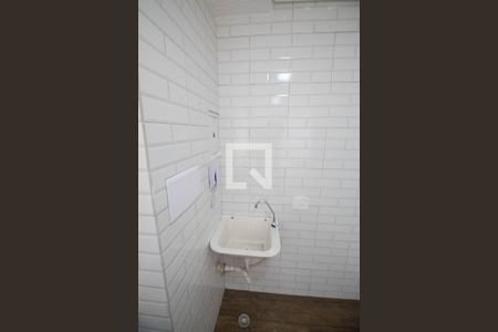 Tanque de apartamento para alugar com 2 quartos, 32m² em Parque Novo Mundo, São Paulo