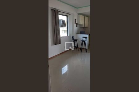 Cozinha de kitnet/studio para alugar com 1 quarto, 35m² em Praia do Flamengo, Salvador
