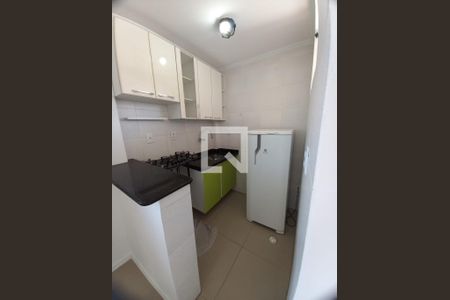 Cozinha de kitnet/studio para alugar com 1 quarto, 35m² em Praia do Flamengo, Salvador