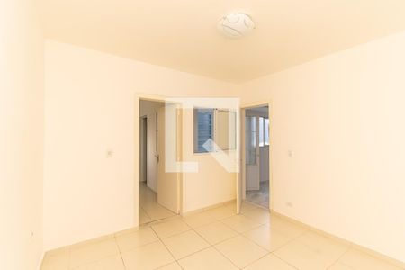 Quarto de apartamento para alugar com 2 quartos, 55m² em Jardim Mimar, São Paulo