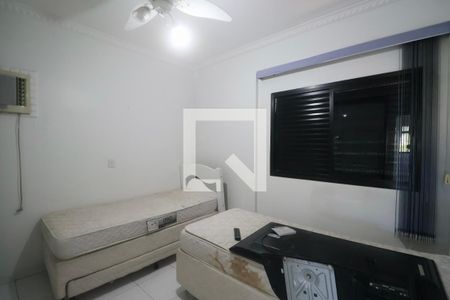 Quarto de apartamento para alugar com 2 quartos, 132m² em Jardim Las Palmas, Guarujá