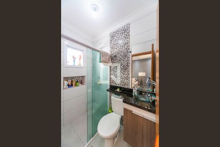Banheiro  de apartamento à venda com 2 quartos, 100m² em Vila Pires, Santo André