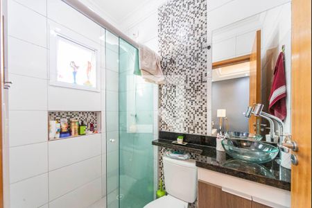 Banheiro  de apartamento à venda com 2 quartos, 100m² em Vila Pires, Santo André