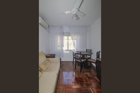 Sala de apartamento para alugar com 1 quarto, 43m² em Centro Histórico, Porto Alegre