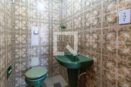 Lavabo de apartamento à venda com 3 quartos, 80m² em Azenha, Porto Alegre