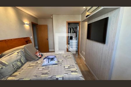 Quarto de apartamento à venda com 4 quartos, 229m² em Nova Suíça, Belo Horizonte