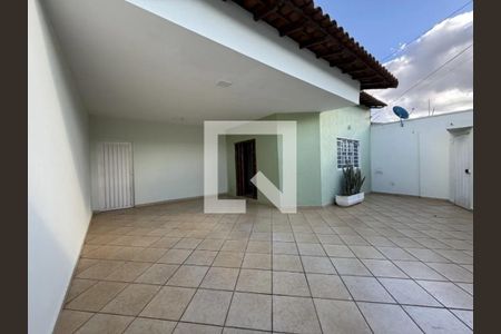Casa para alugar com 3 quartos, 200m² em Cidade Jardim, Uberlândia