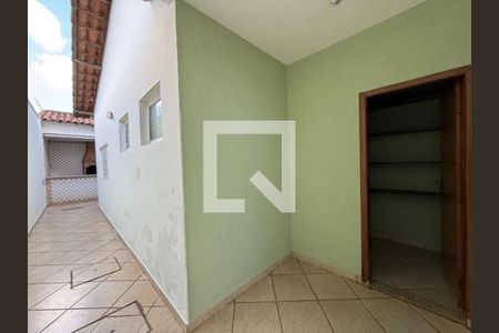 Casa para alugar com 3 quartos, 200m² em Cidade Jardim, Uberlândia