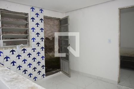 Sala de casa para alugar com 2 quartos, 60m² em Jardim São Bento Novo, Embu das Artes