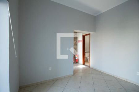 Casa para alugar com 7 quartos, 233m² em Centro, Sorocaba