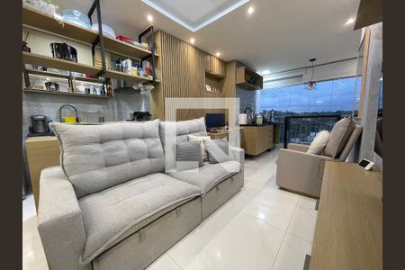 Sala de apartamento à venda com 2 quartos, 66m² em Caxingui, São Paulo
