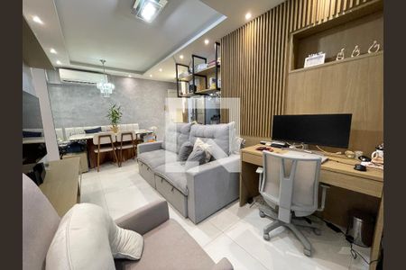 Sala de apartamento à venda com 2 quartos, 66m² em Caxingui, São Paulo