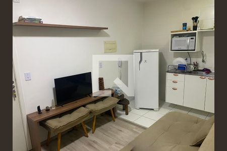Sala de apartamento à venda com 2 quartos, 34m² em Jardim Itacolomi, São Paulo