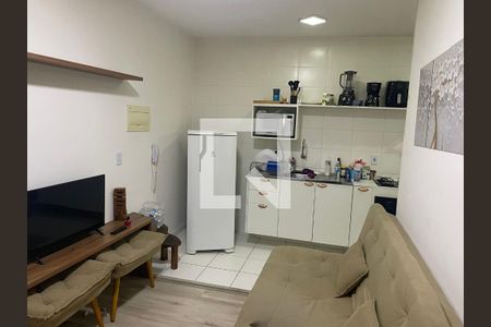 Sala de apartamento à venda com 2 quartos, 34m² em Jardim Itacolomi, São Paulo
