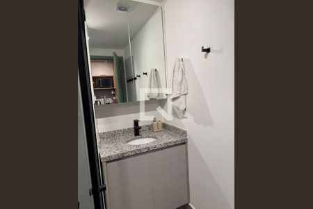 Banheiro de apartamento para alugar com 1 quarto, 24m² em Vila Cordeiro, São Paulo
