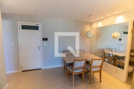Sala de apartamento para alugar com 2 quartos, 72m² em Santa Rosa, Niterói