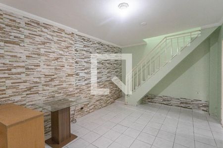 Sala  de casa para alugar com 2 quartos, 70m² em Casa Grande, Diadema