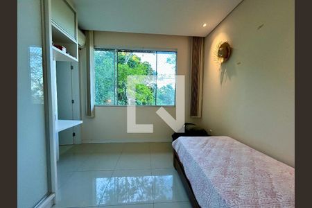Suite 1 de casa para alugar com 3 quartos, 450m² em Morro das Pedras, Florianópolis