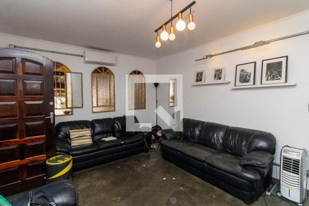 Sala de casa à venda com 2 quartos, 198m² em Vila Rosa, São Paulo