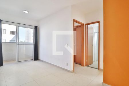 Apartamento para alugar com 2 quartos, 48m² em Jardim Holanda, Uberlândia