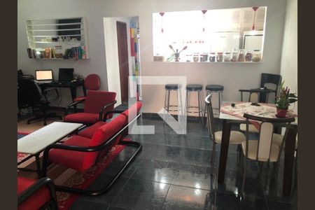Casa à venda com 5 quartos, 190m² em Vila Madalena, São Paulo