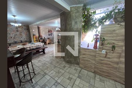 Casa à venda com 3 quartos, 300m² em Parque Sao Domingos, São Paulo